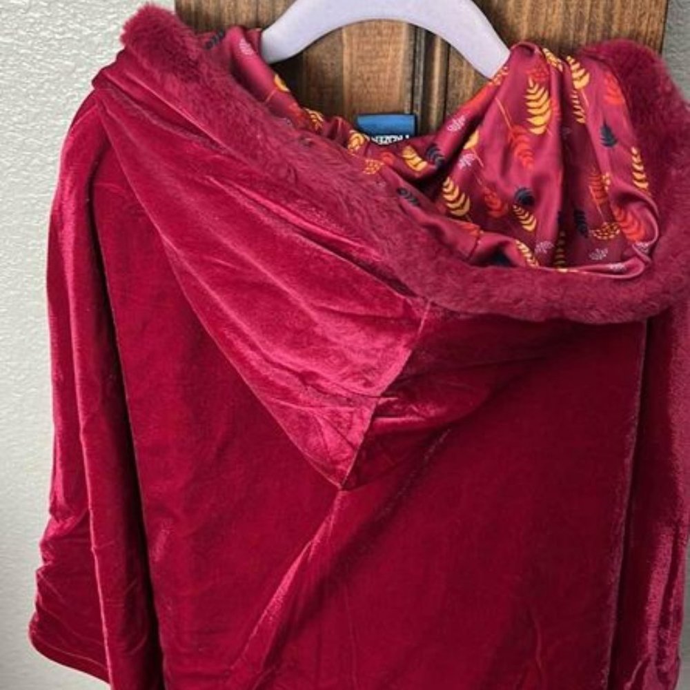 Disney Girls Frozen Anna Cape With Hoodie size 6x